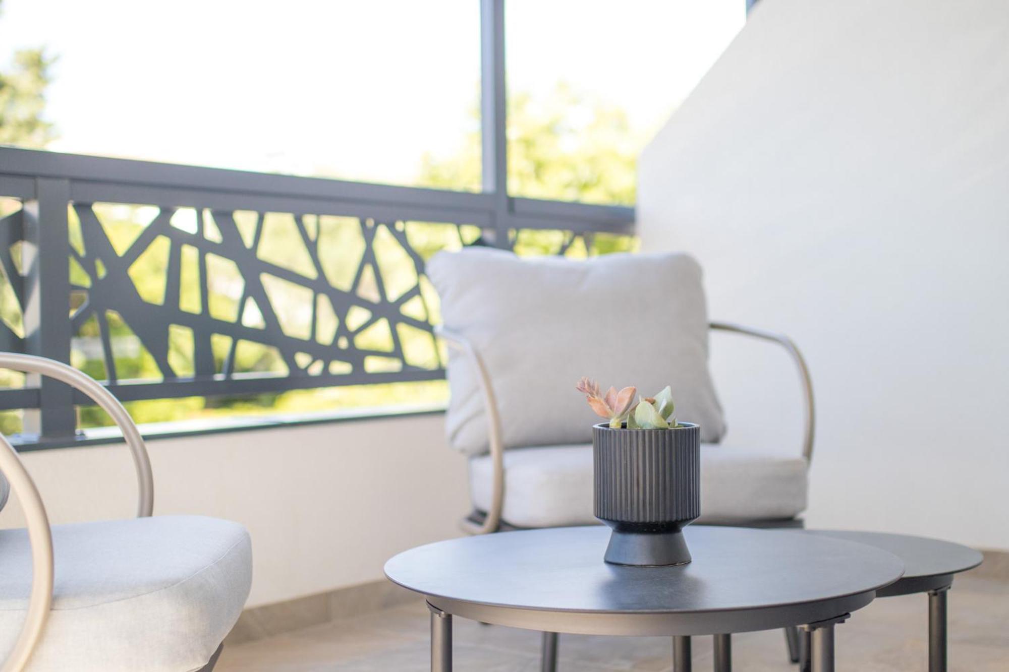 Apartments Flowers Krk Town Exterior foto